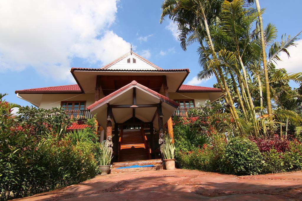 Little-Teak Homestay Чиангмай Экстерьер фото