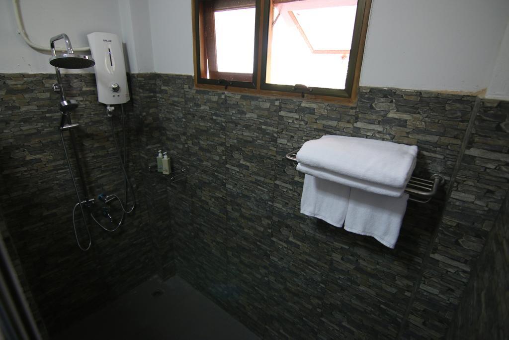 Little-Teak Homestay Чиангмай Экстерьер фото