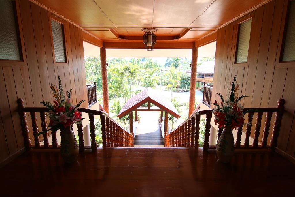 Little-Teak Homestay Чиангмай Экстерьер фото