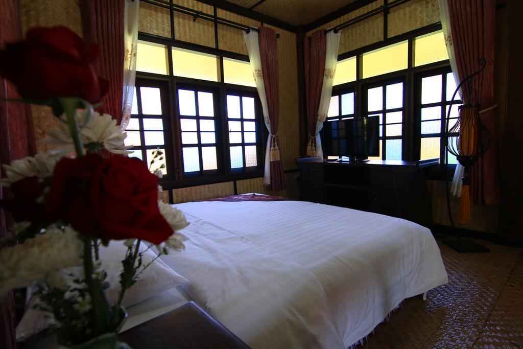 Little-Teak Homestay Чиангмай Номер фото