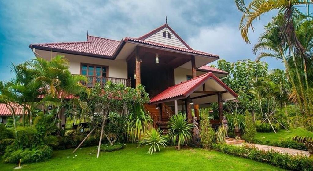 Little-Teak Homestay Чиангмай Экстерьер фото